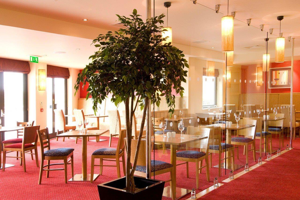 Premier Inn Cambridge Girton  Екстериор снимка