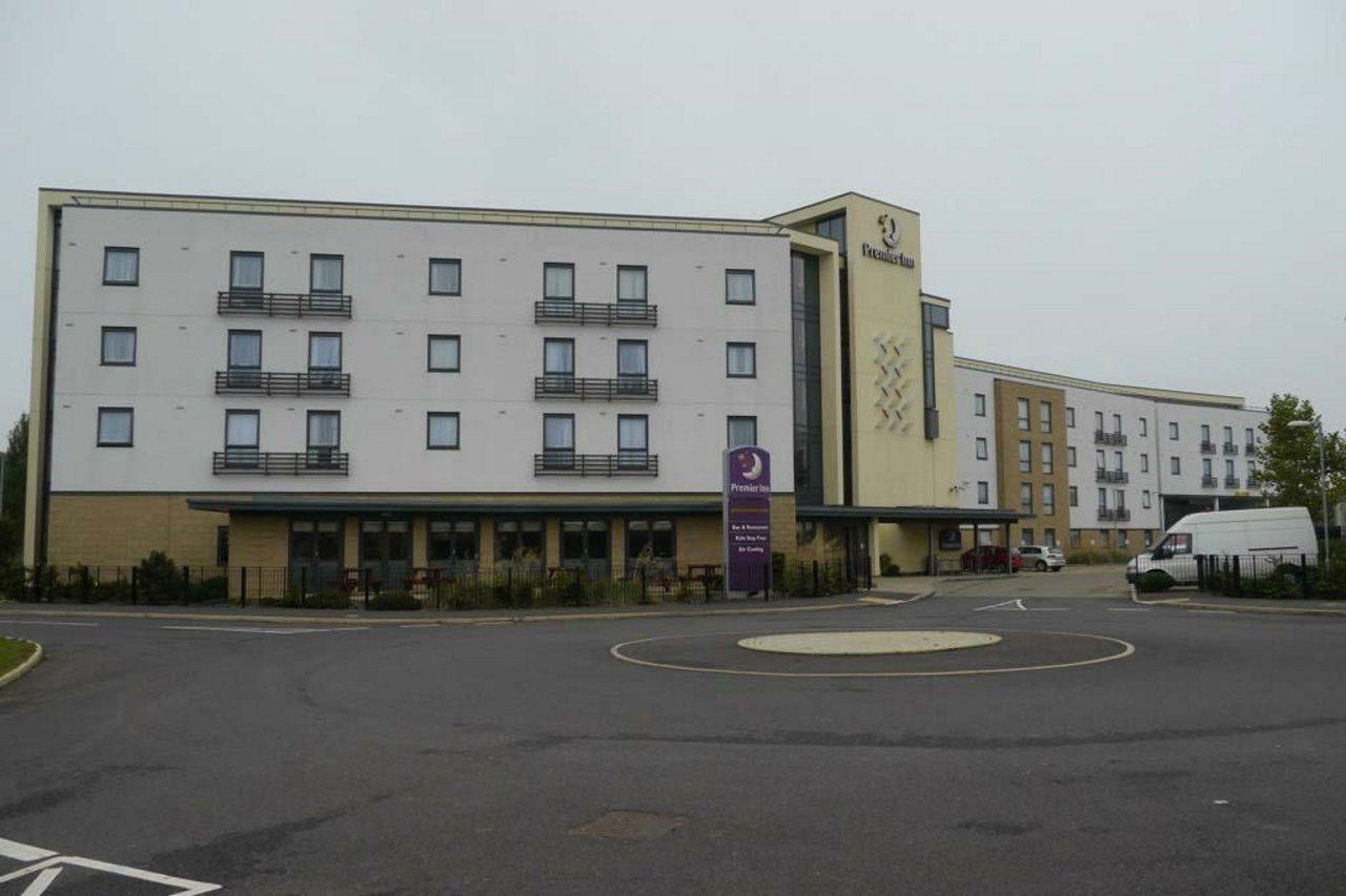 Premier Inn Cambridge Girton  Екстериор снимка